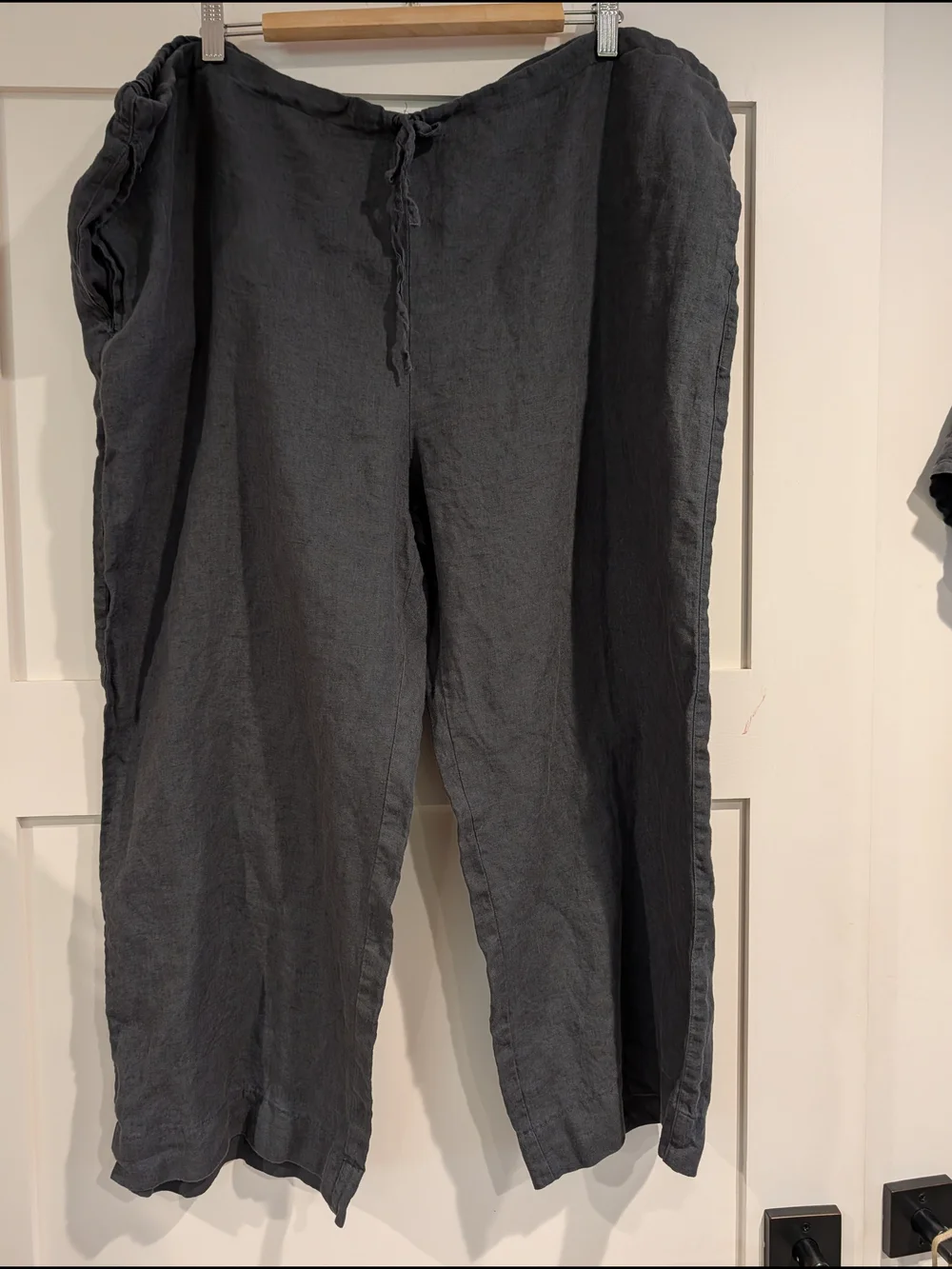 Gray Linen Two-Piece Set PJs - Relaxed Tee & Drawstring Pants - Picture 3 of 8